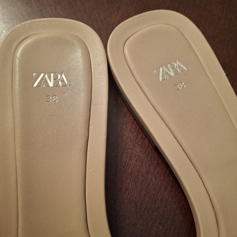 Zara Embellished Flat Vinyl Slip-On Fashion Sandals Women Size 7.5 - Picture 13 of 14